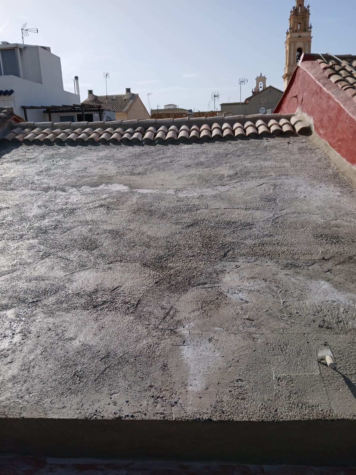 Nuevas vigas de madera estructural en cubierta rehabilitada